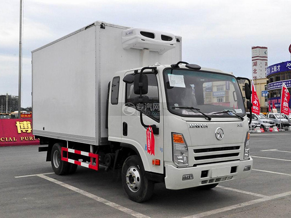 大運(yùn)4.05米貨廂冷藏車(chē)