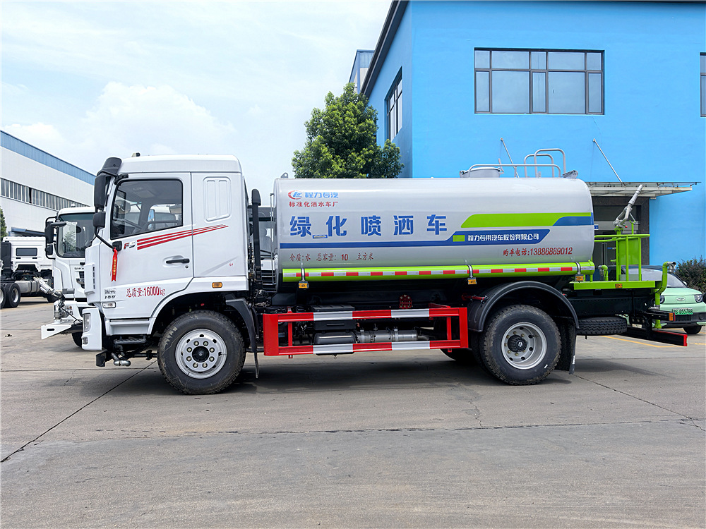 東風天錦灑水車 東風天錦灑水車