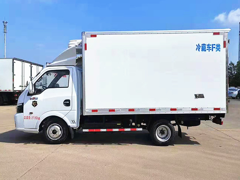 東風途逸國六冷藏車