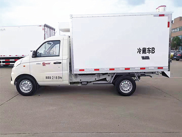福田祥菱國六藍(lán)牌冷藏車