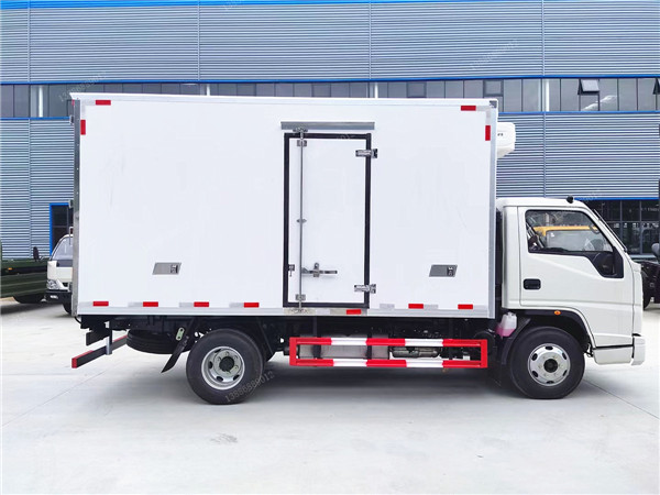 江鈴順達國六冷藏車