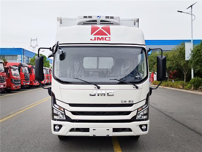 江鈴順達國六4.2米冷藏車
