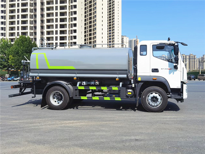 福田瑞沃ES7綠化噴灑車