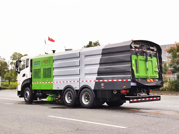 東風天龍后雙橋洗掃車