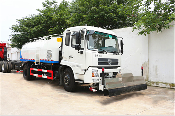 天錦高壓路面清洗車