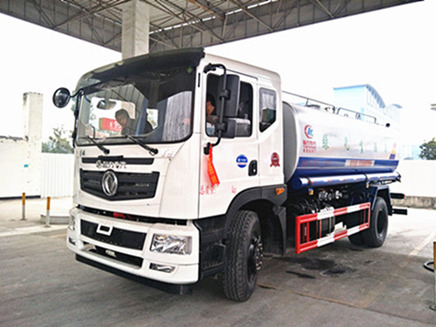 15噸東風(fēng)T5灑水車