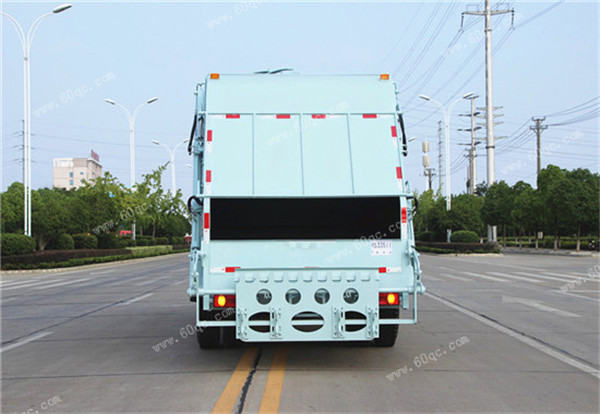 東風(fēng)天錦壓縮式垃圾車(chē)