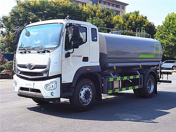 灑水車冬天還灑水嗎？道路環衛灑水車各種功能噴灑視頻