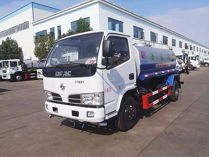 程力灑水車廠家11月灑水車現車促銷計劃